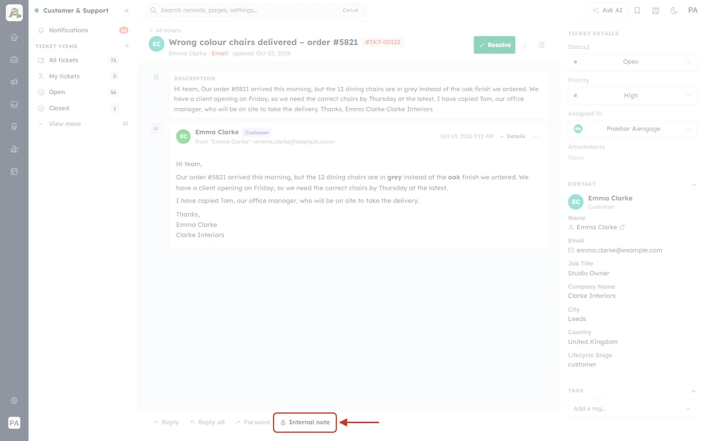 The Internal note button in the reply bar