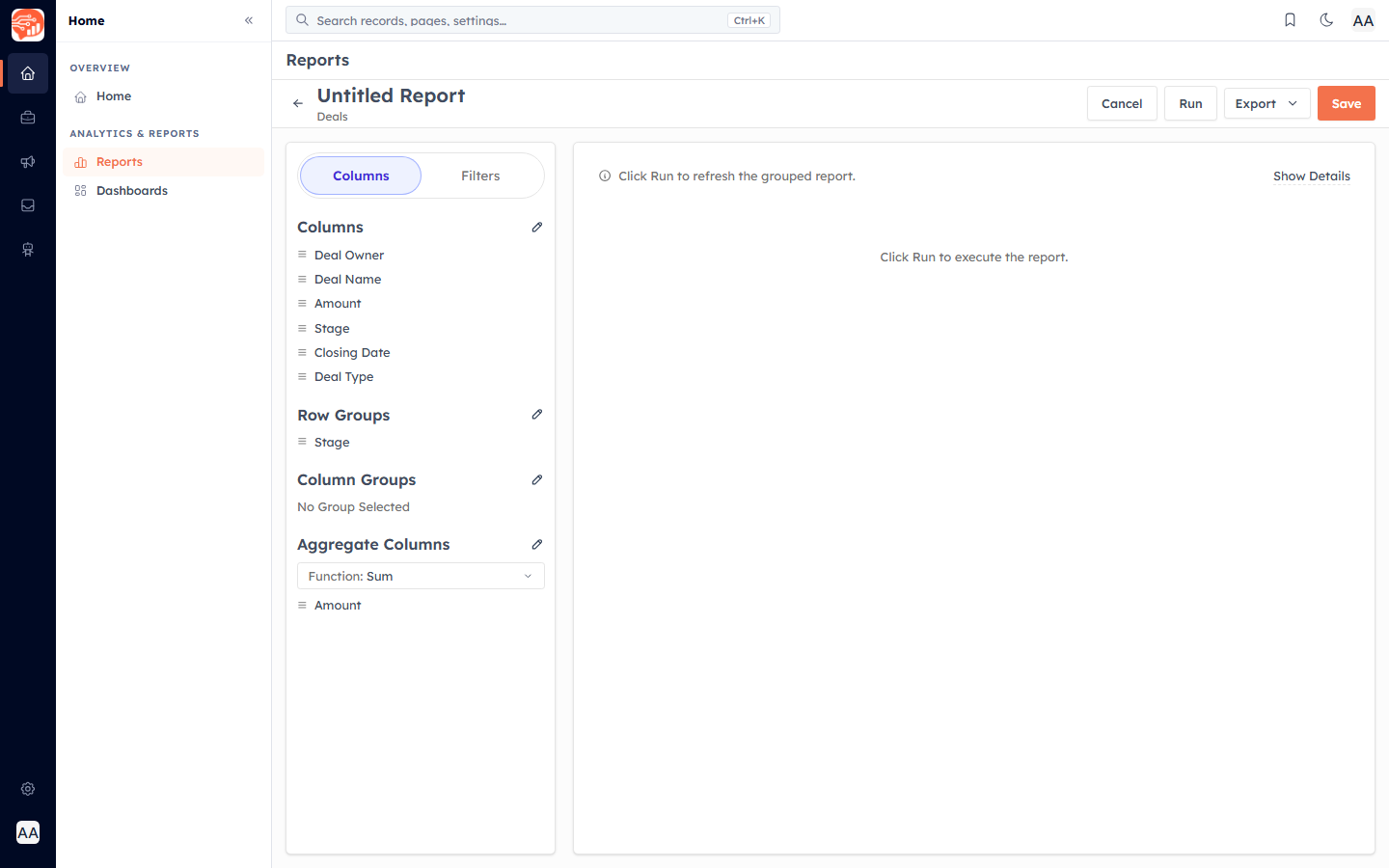 The builder panel showing a row group and a Sum aggregate configured